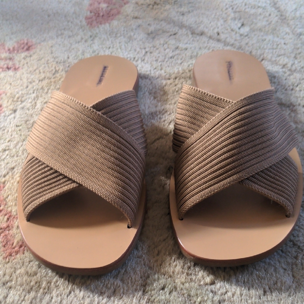 🆕 EVERLANE The Day Crossover Sandal - Picture 6 of 13